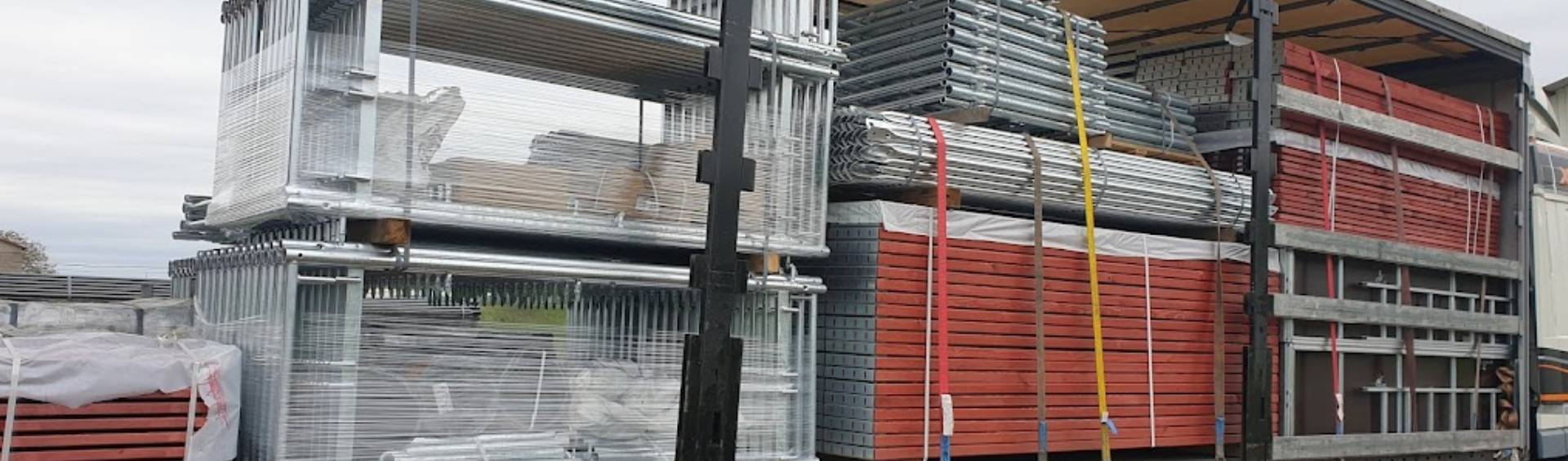 POL-MET échafaudage de façade, chantier, tubulaire, modulaire, plettac